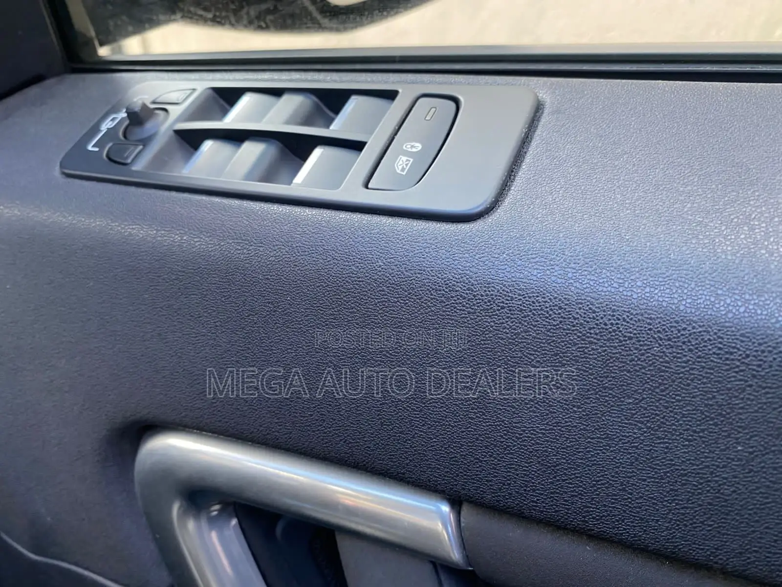 Land Rover Discovery Sport 2018 Black