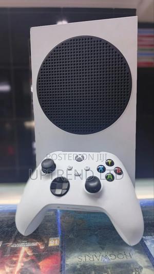 Previously Owned Xbox Series S , Mint Condition - thumbnail 2