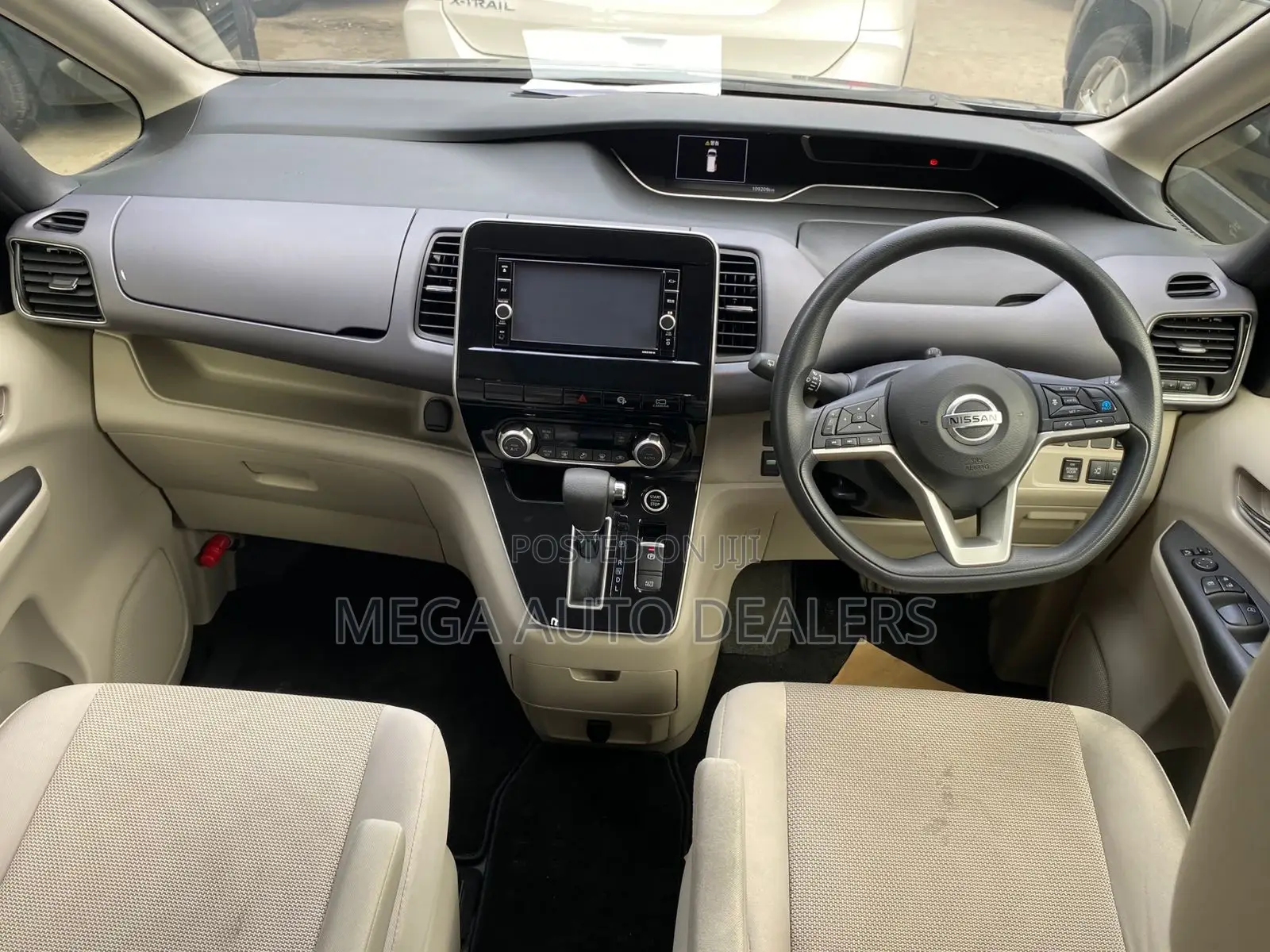 Nissan Serena 2018 Gray