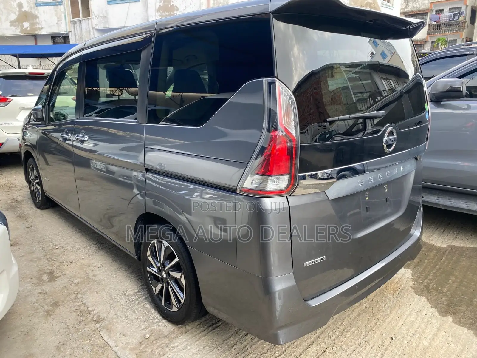 Nissan Serena 2018 Gray