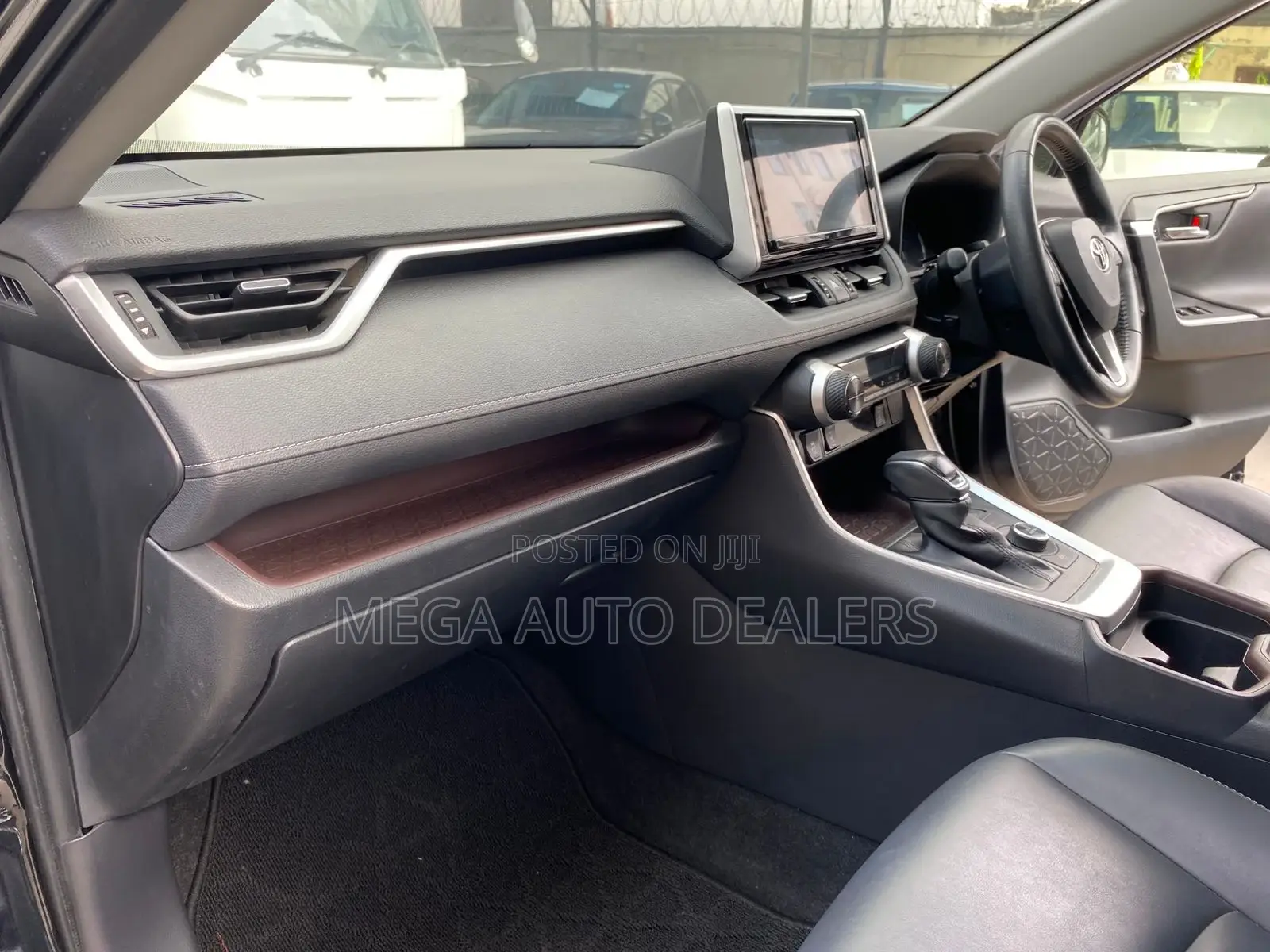 Toyota RAV4 Hybrid 2019 Black