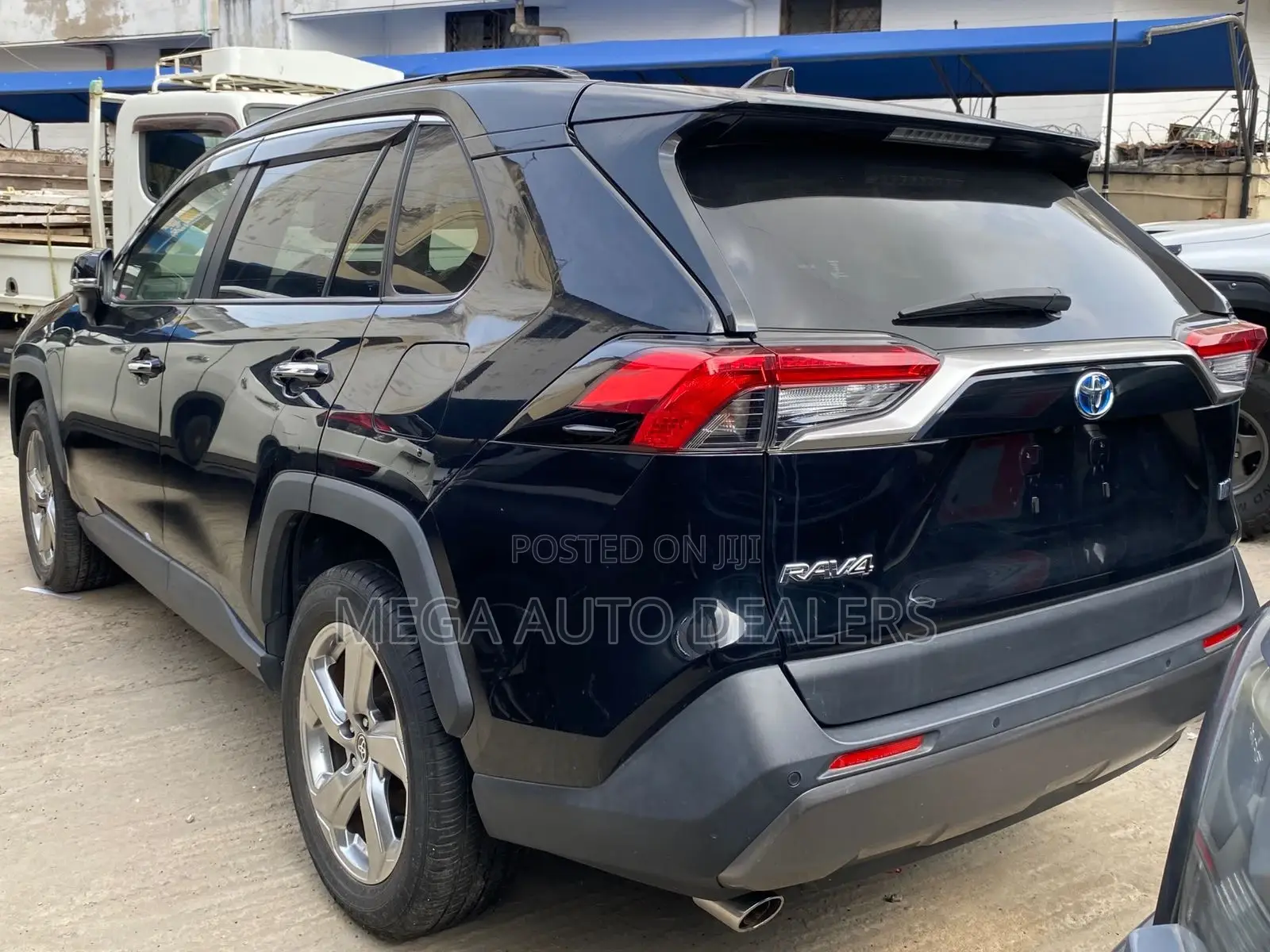 Toyota RAV4 Hybrid 2019 Black