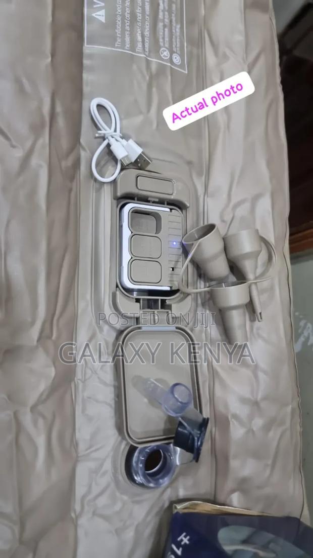 Self Inflating Bed +2 Inflatable Pillows - thumbnail 5