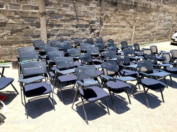 Modern Foldable Training Chair - main view