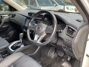 Nissan X-Trail 2018 White