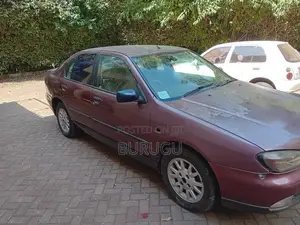 Nissan Primera 2002 Red