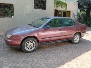 Nissan Primera 2002 Red