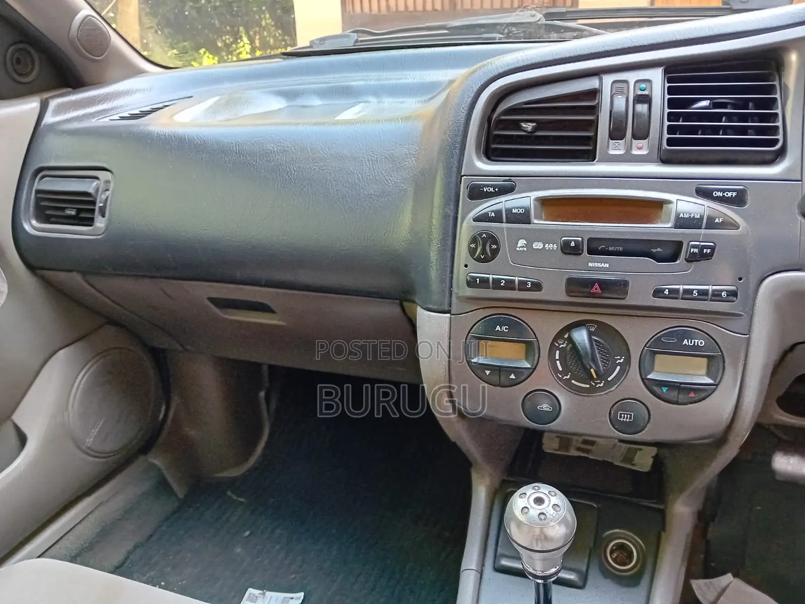 Nissan Primera 2002 Red