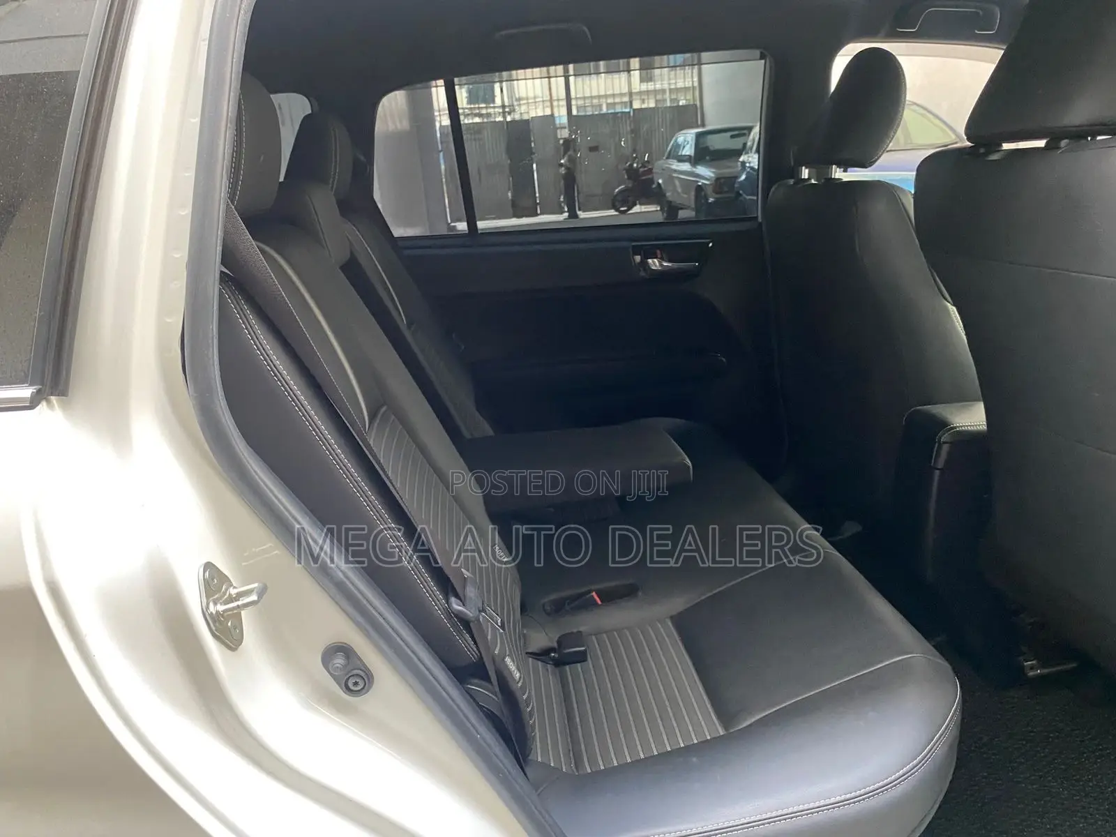 Toyota Corolla Fielder 2019 White