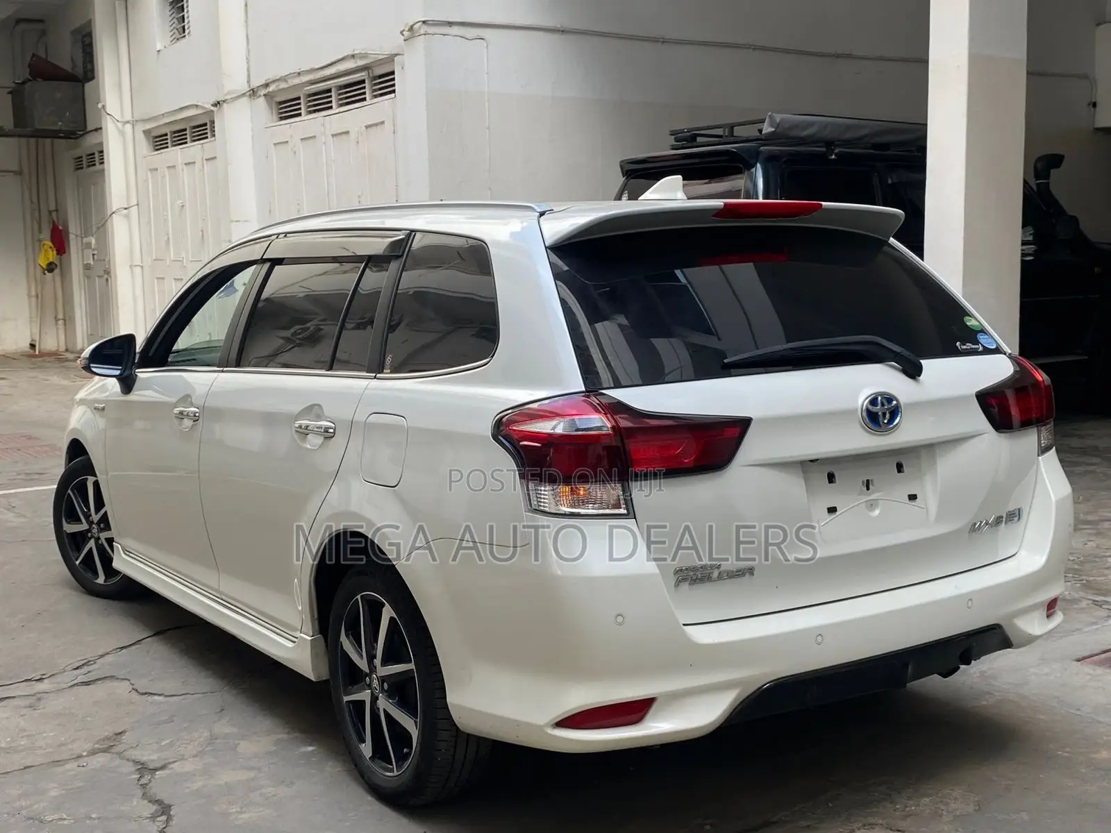 Toyota Corolla Fielder 2019 White
