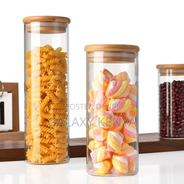 Air Tight Glass Cereal Container With Bamboo Lid - thumbnail 2