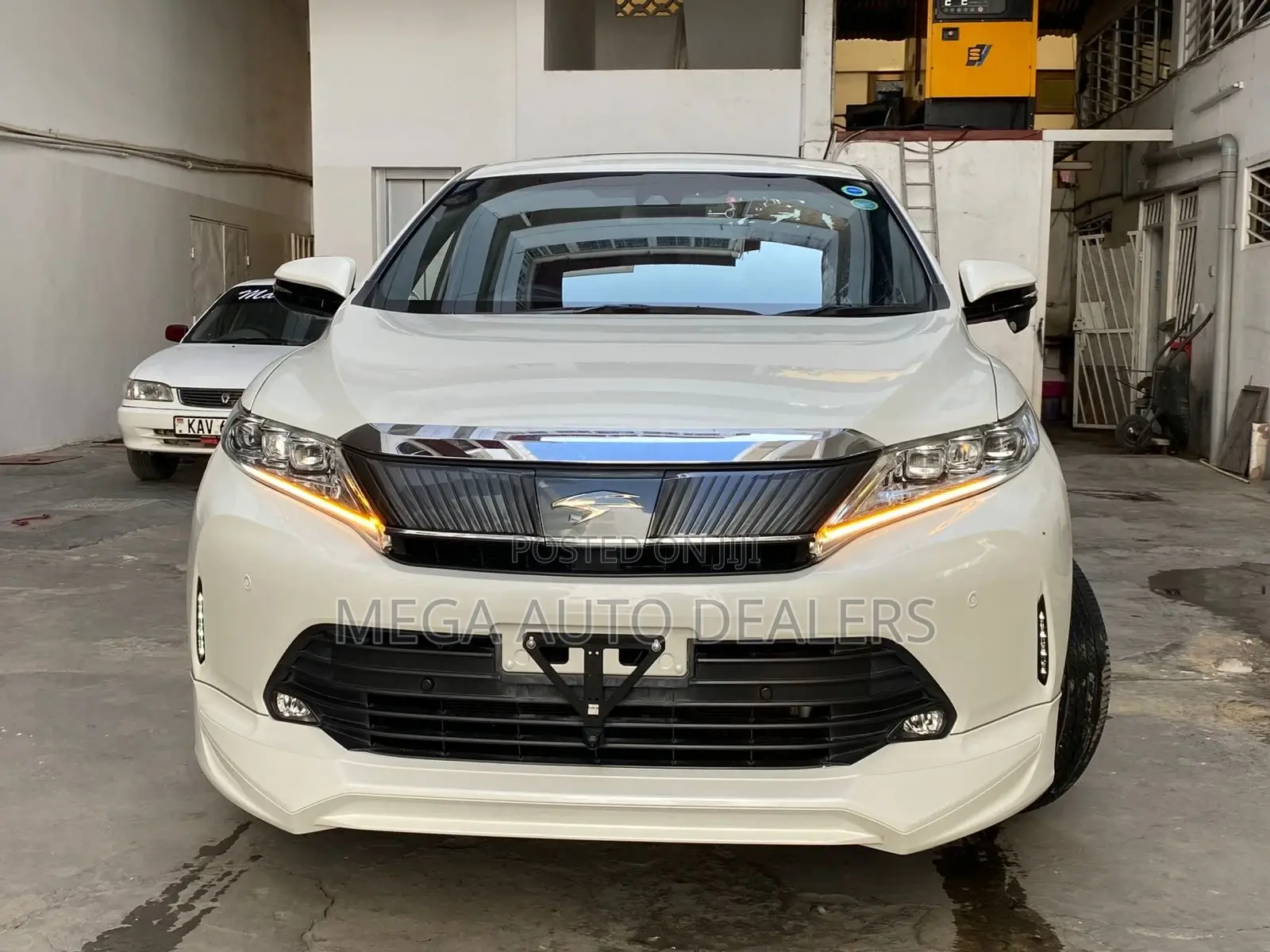 Toyota Harrier 2019 White