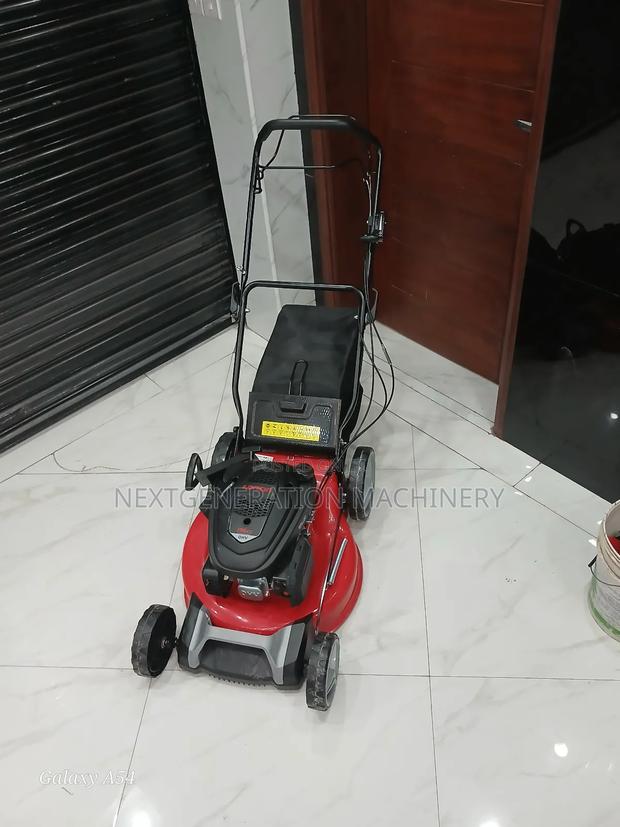 Petrol Powered Loncin Lawn Mower 21"