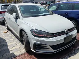 Volkswagen Golf GTI 2018 White