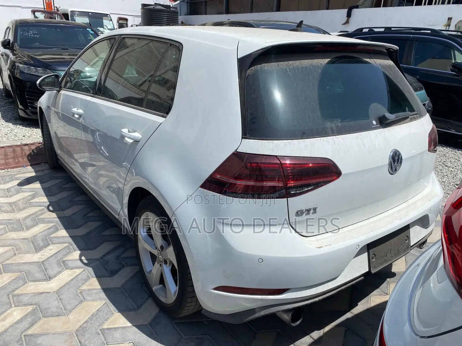 Volkswagen Golf GTI 2018 White