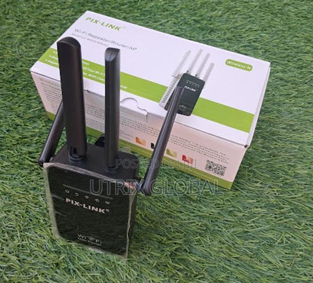 Pix-link Universal Wifi Extender Mini Design - main view