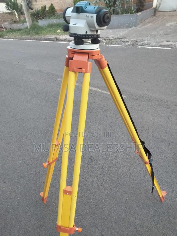 Auto Level Dumpy Level - main view