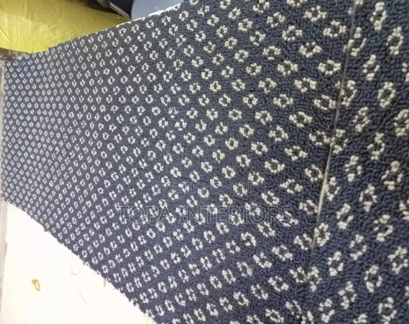 Dotted Generic Wall to Wall Flooring Carpets