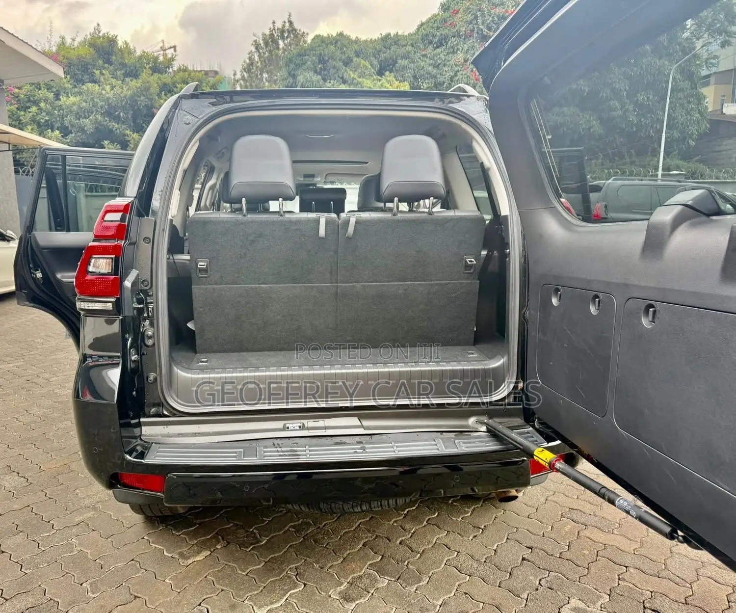 Toyota Land Cruiser Prado 2020 Black