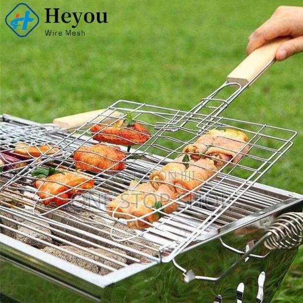Outdoor Grill Handle Mesh