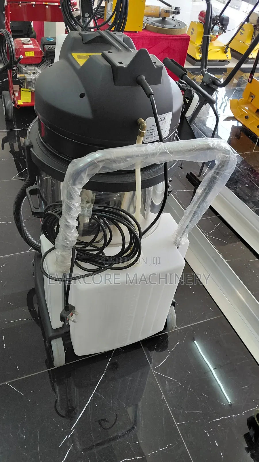 Aico Japan 80l Wet and Dry Spray Carpet Cleaner Machine.