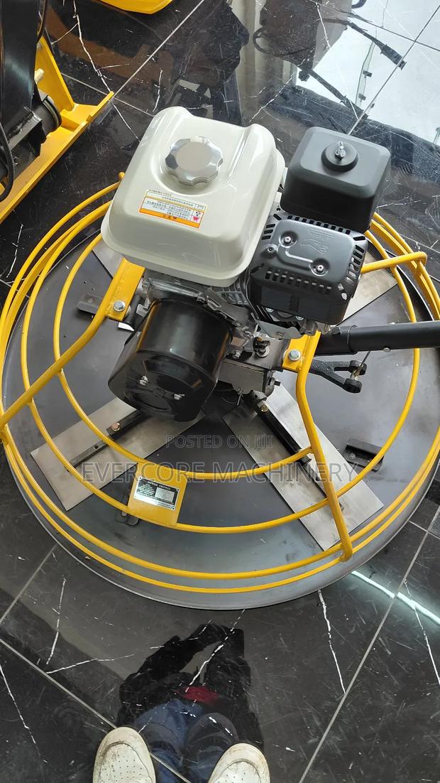 Commercial Honda Power Power Trowel/Float With Pan - thumbnail 3