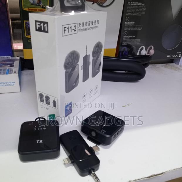 F11-2 Wireless Mic With Dual Tx Universal Receiver - thumbnail 3
