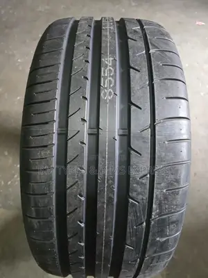295 /40 R20 Dunlop (Japan)