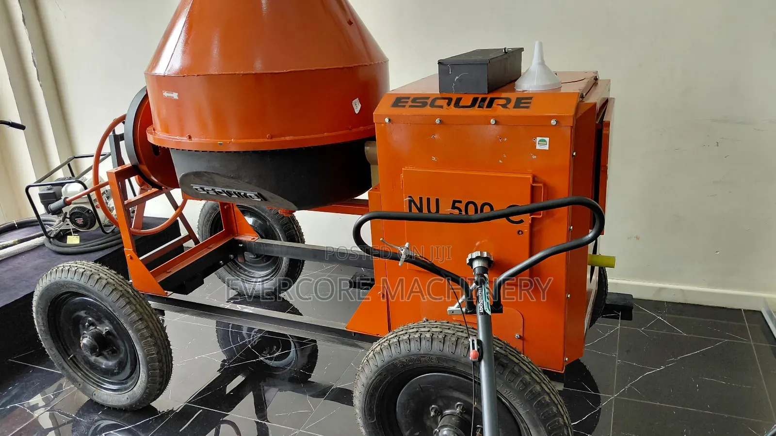Esquire Heav Duty 500litres Concrete Mixing Machine.