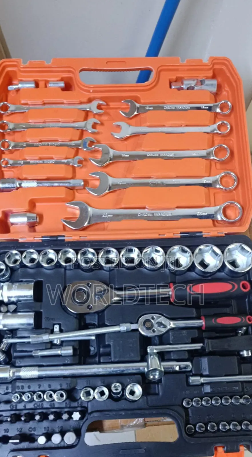 85pc Socket Wrench/ 85 Pc Socket Wrench Tool Box