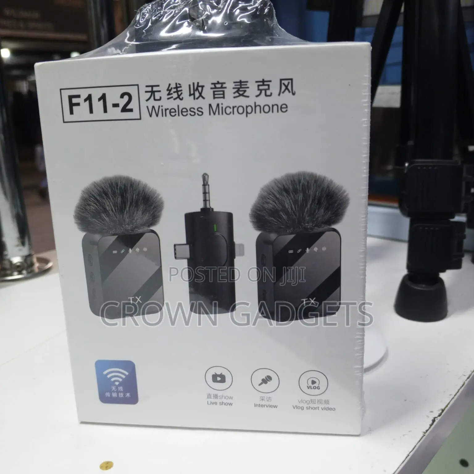 F11-2 Clip-on Wireless Microphone for Phone Camera