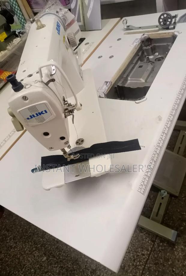 Juki Industrial Sewing Machine DDL 8700 - main view