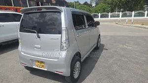 Suzuki Wagon R 2016 Silver