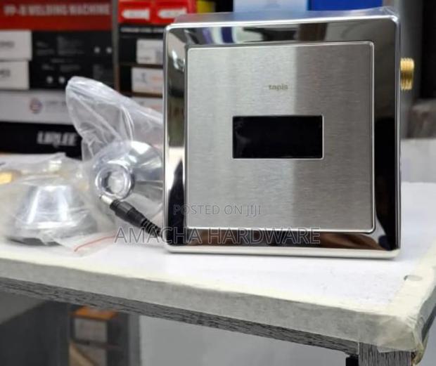 Tapis Concealed Urinal Sensor Valve - main view