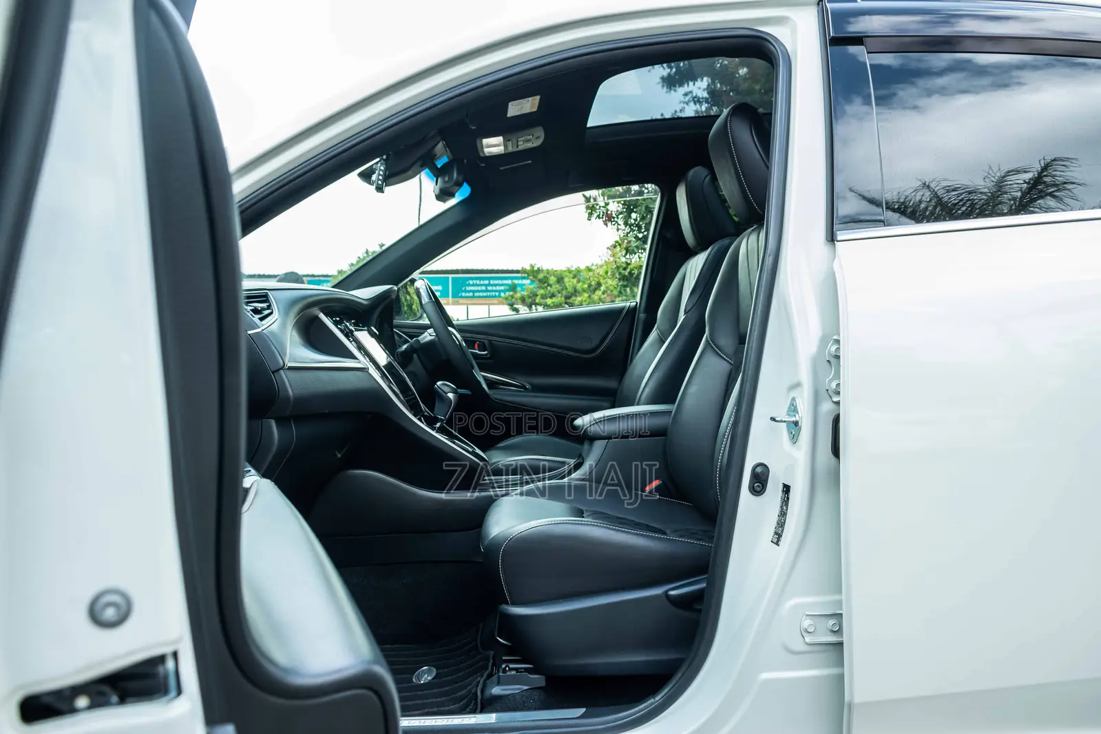 Toyota Harrier 2018 White