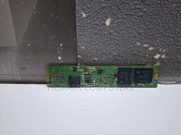 Samsung 960gb Pcie M.2 Nvme Ssd For Server - thumbnail 3