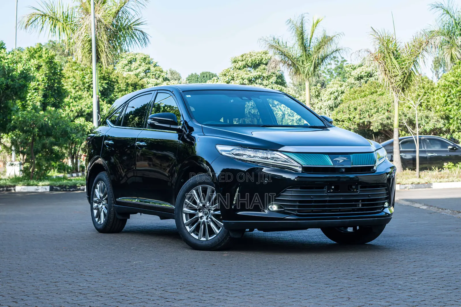Toyota Harrier 2019