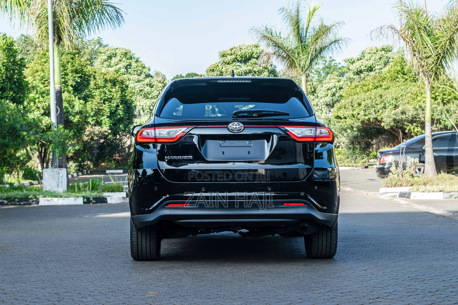 Toyota Harrier 2019