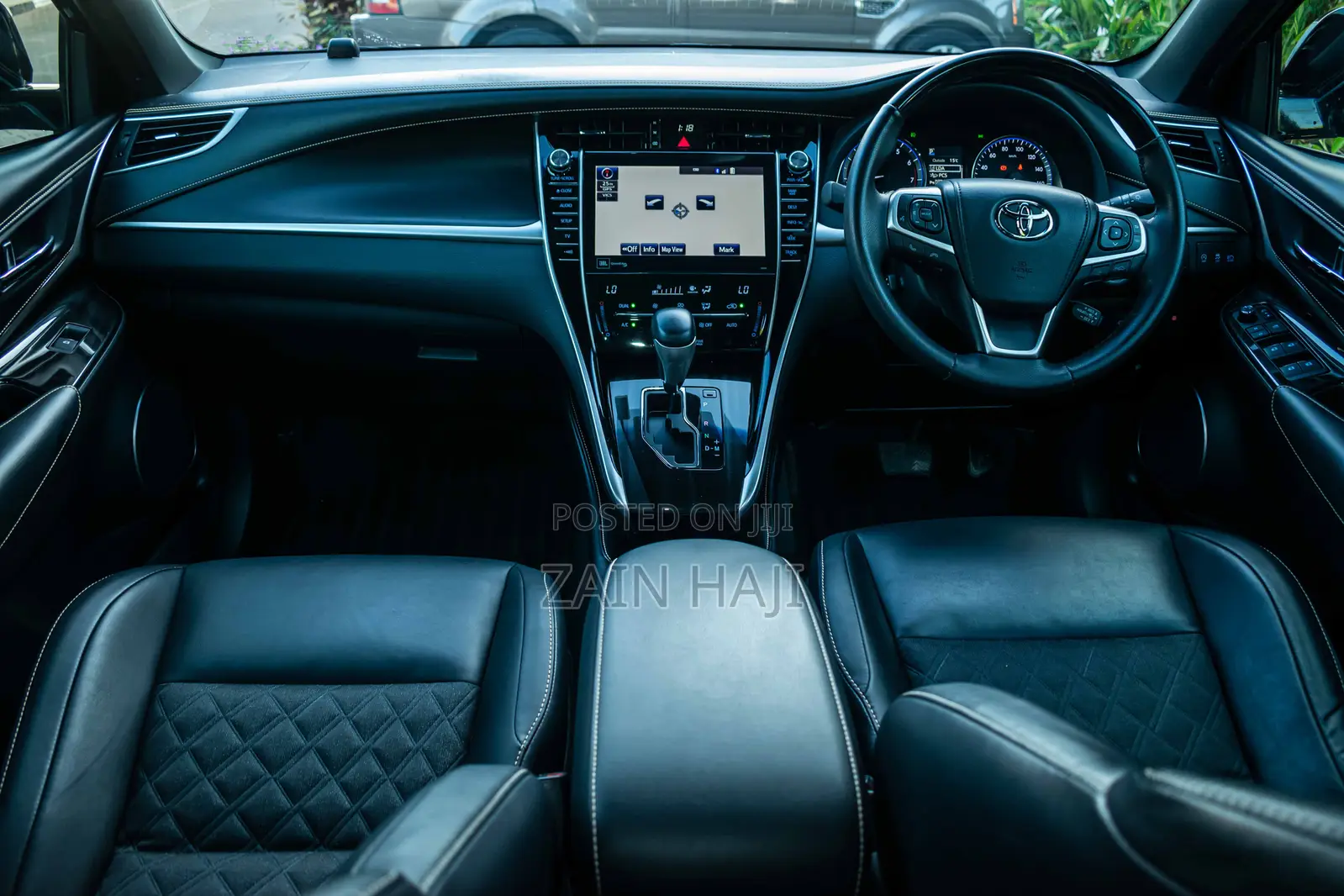 Toyota Harrier 2019