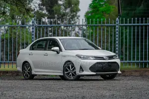 Toyota Axio 1.5 Hybrid 2WD 2018 White