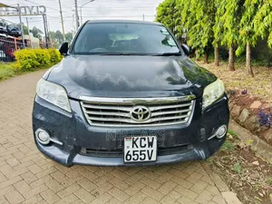 Toyota Vanguard 2012 Black