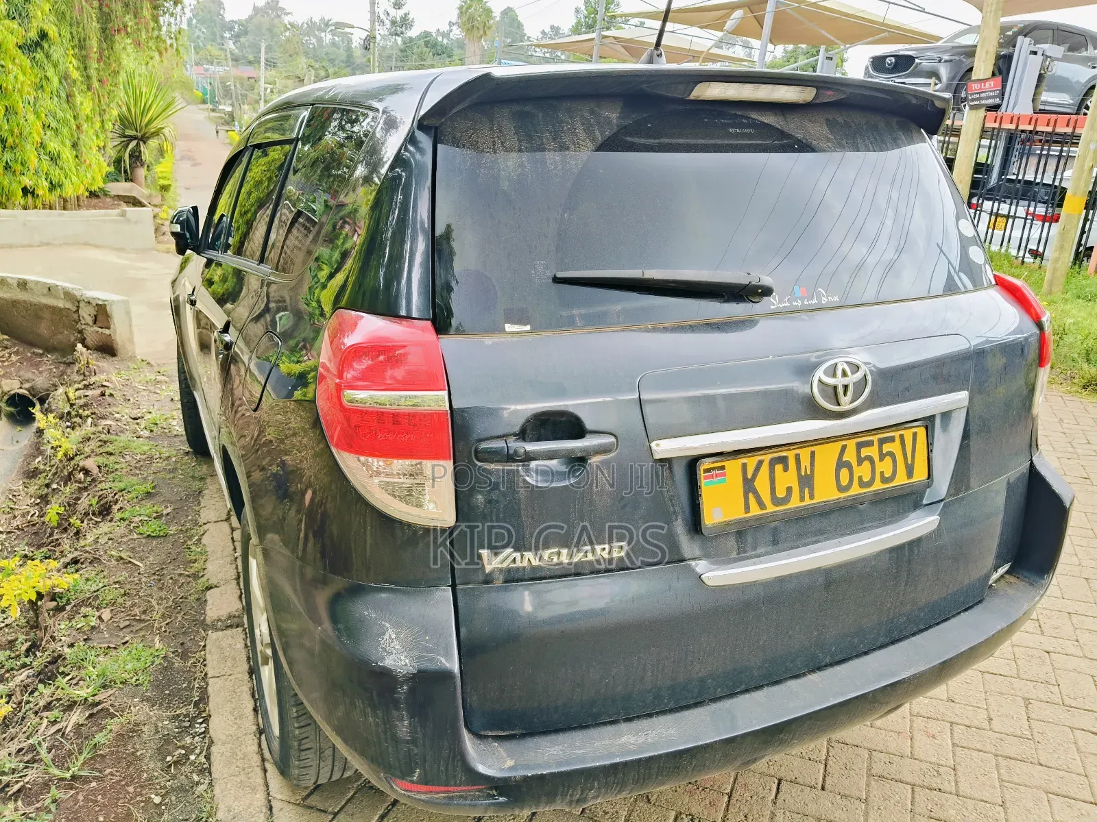 Toyota Vanguard 2012 Black