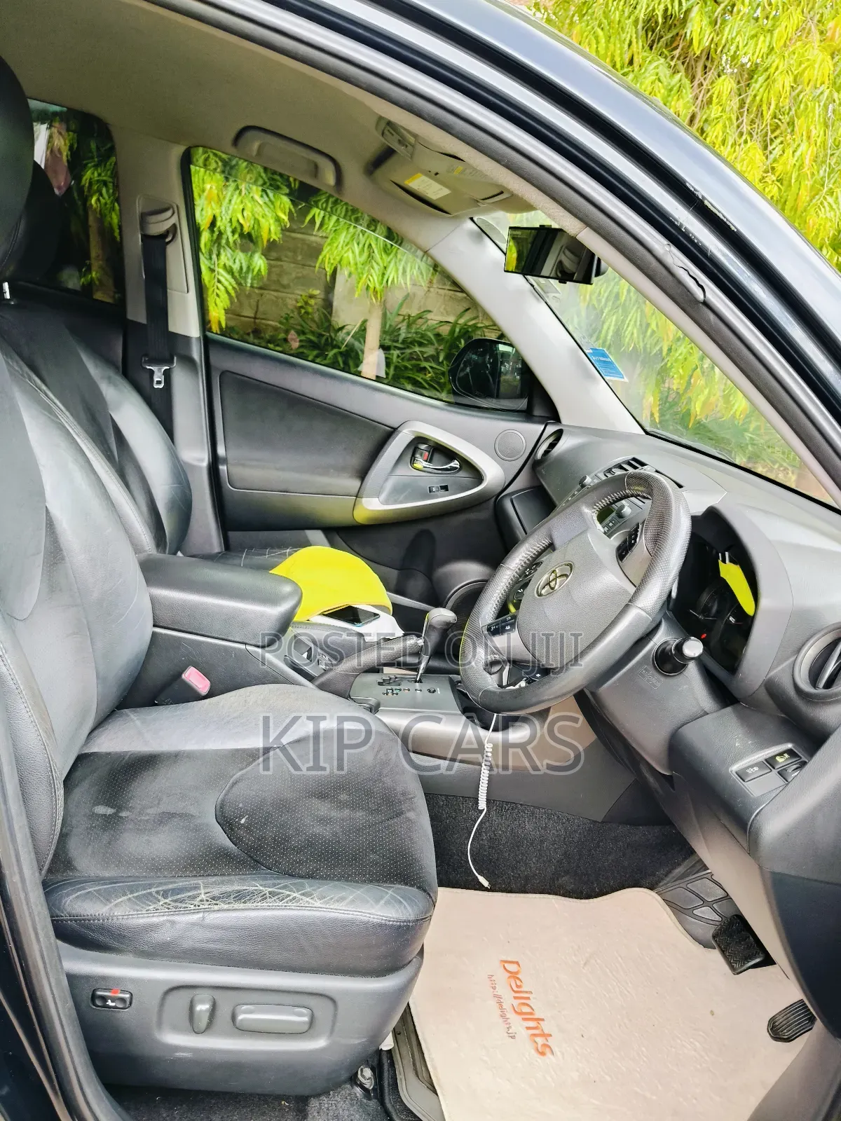Toyota Vanguard 2012 Black