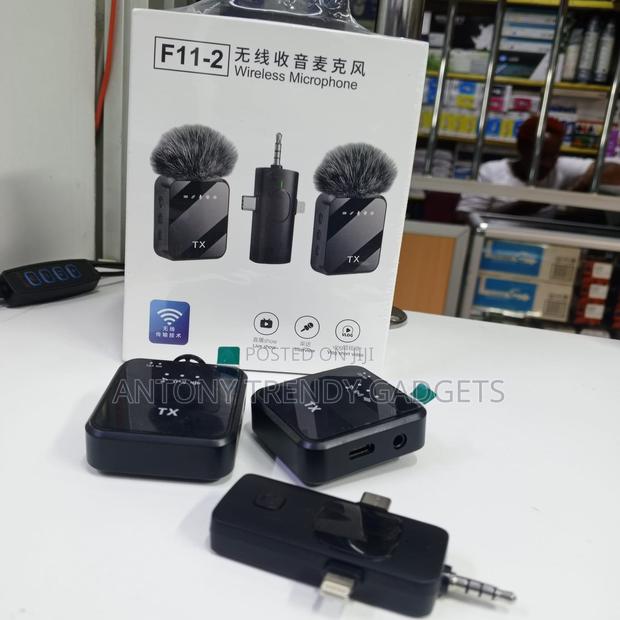Dual Wireless Lavalier Microphone for Phone Camera - thumbnail 2