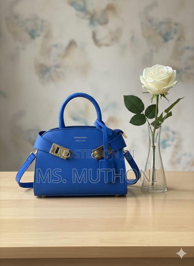 Ferragamo Hug Mini Leather Handbag - thumbnail 3