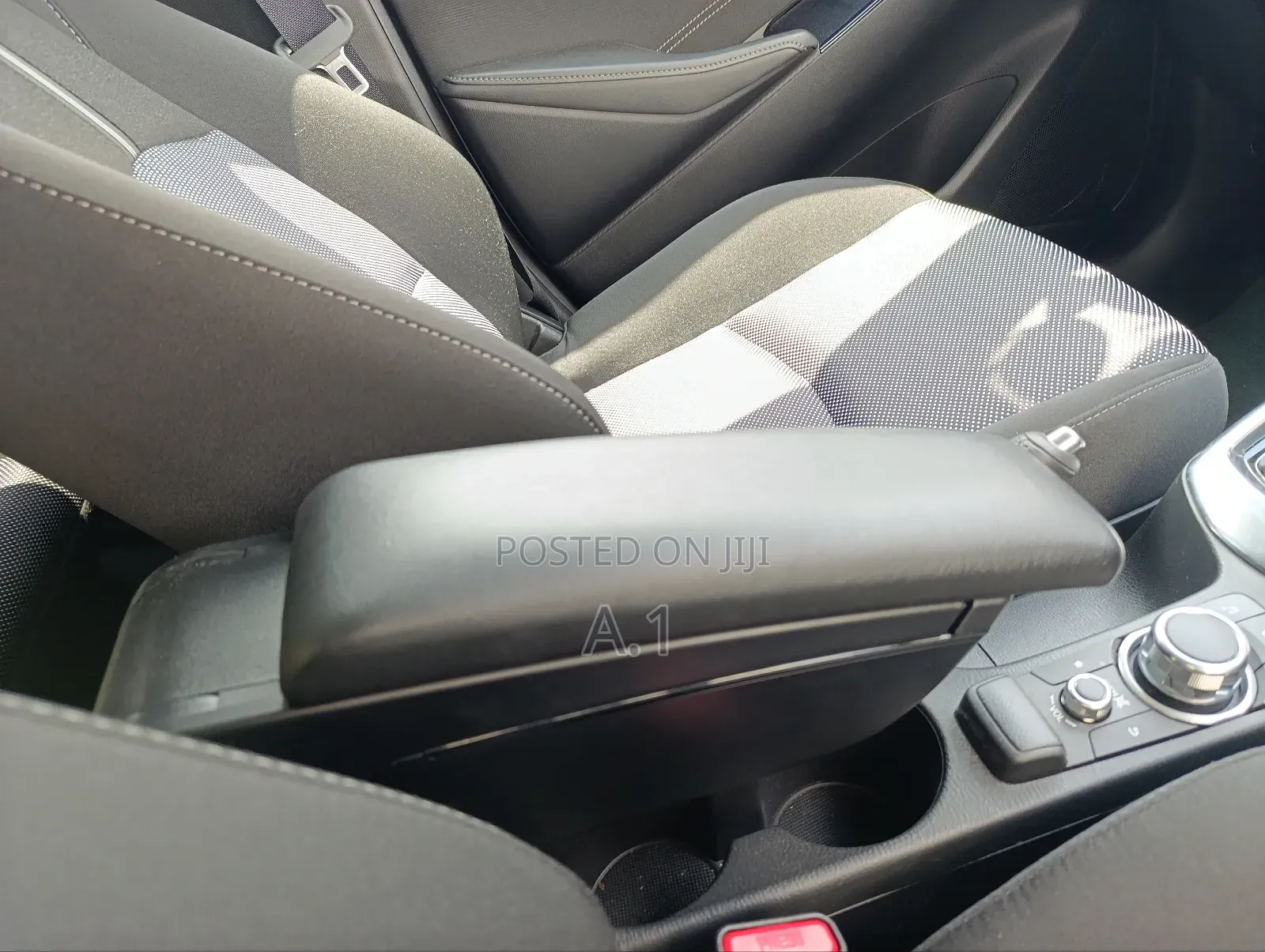 Mazda Demio 2018 Maroon