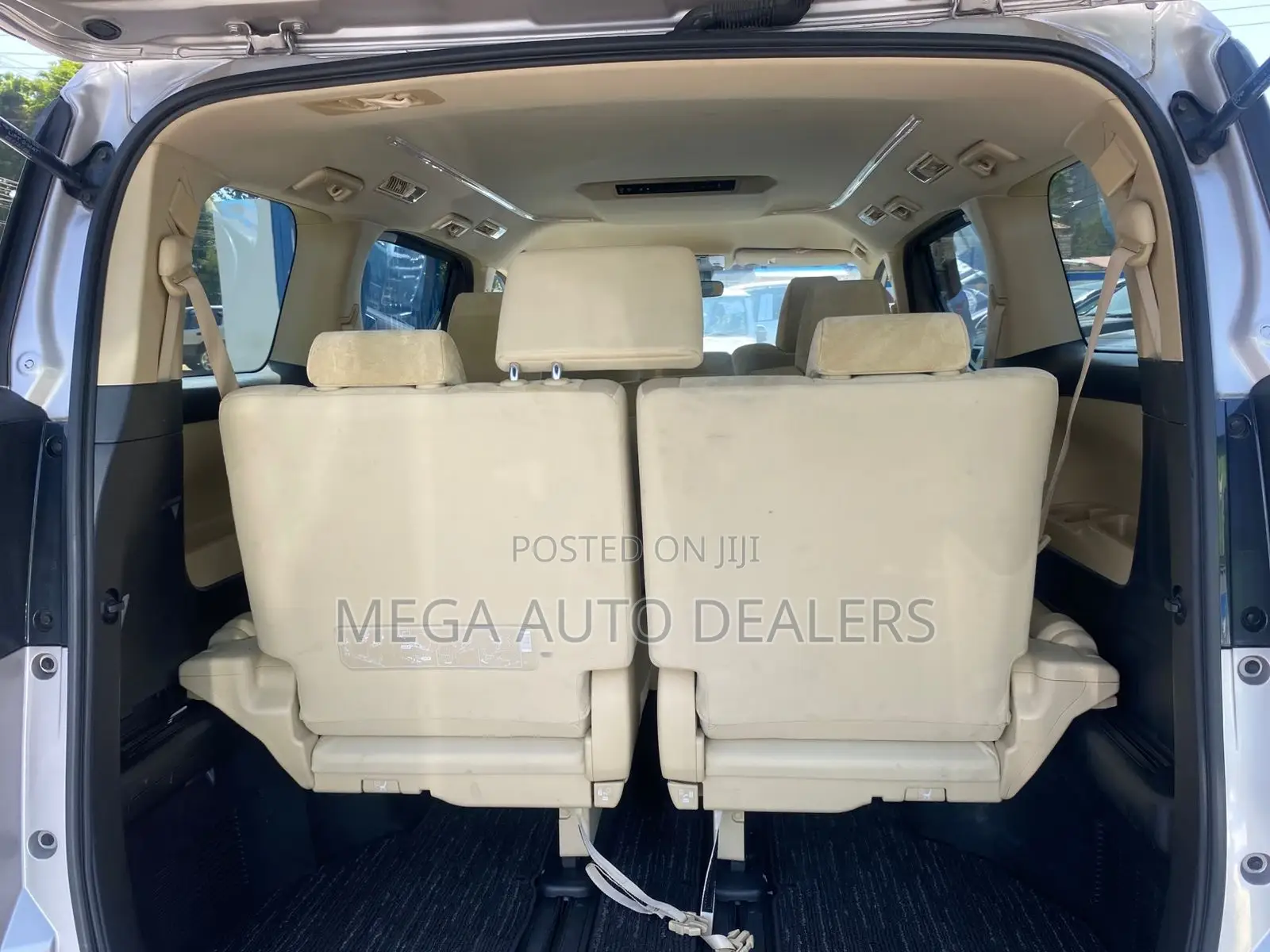 Toyota Vellfire 2018