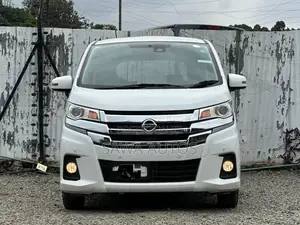 Nissan Dayz Roox 2019 White
