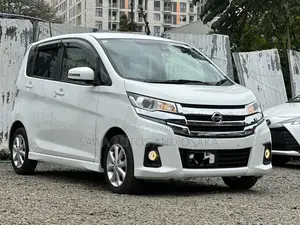 Nissan Dayz Roox 2019 White