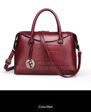 Women's Spacious Handbags - thumbnail 2